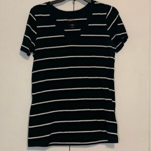 Women’s L - Arizona Jean Co. - Short Sleeve Tee